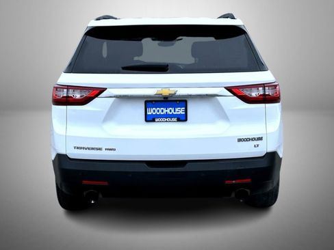 Certified 2020 Chevrolet Traverse LT w/ Driver Confidence II Package image 6