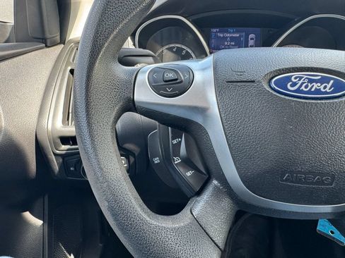 Used 2012 Ford Focus SE FWD image 20