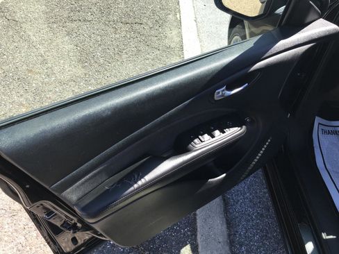 Used 2013 Dodge Dart SXT w/ Popular Equipment Group image 9