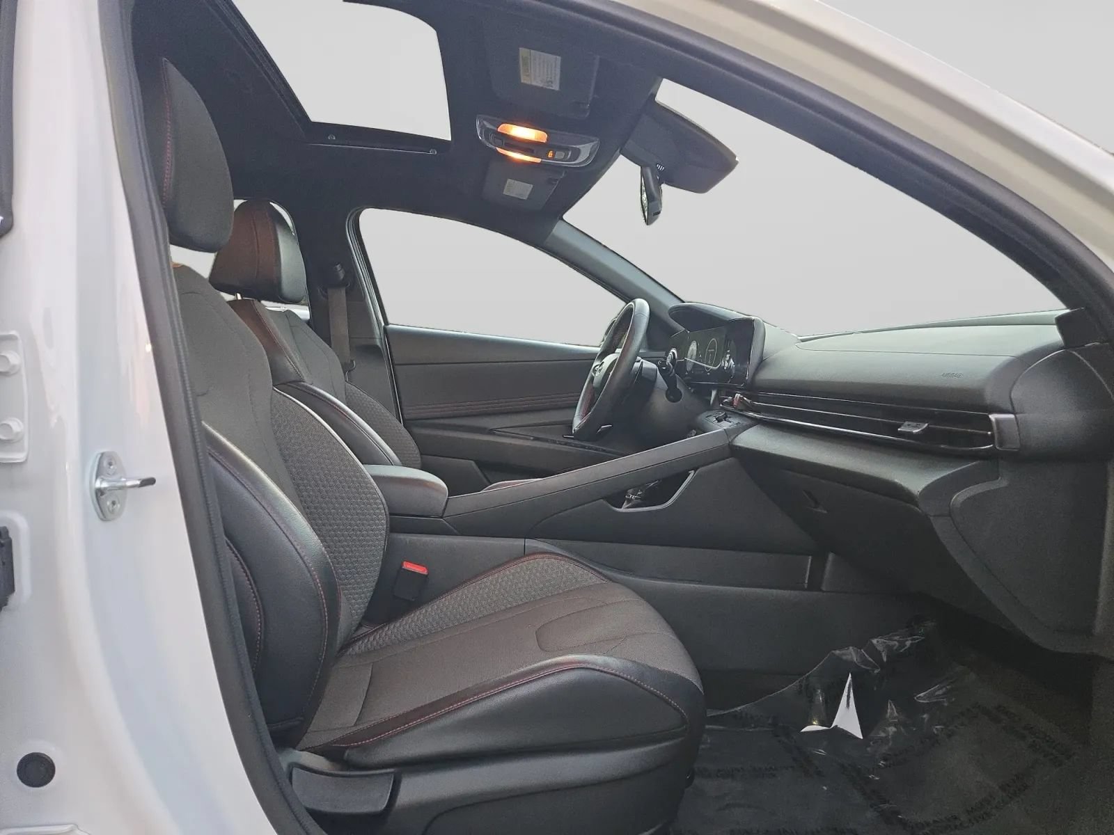 Used 2023 Hyundai Elantra N Line w/ Preferred Accessory Package FWD image 33