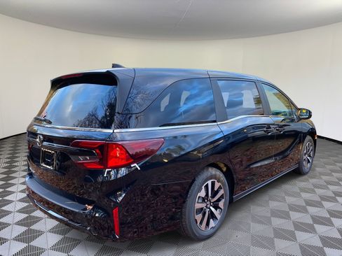 New 2026 Honda Odyssey EX-L image 4