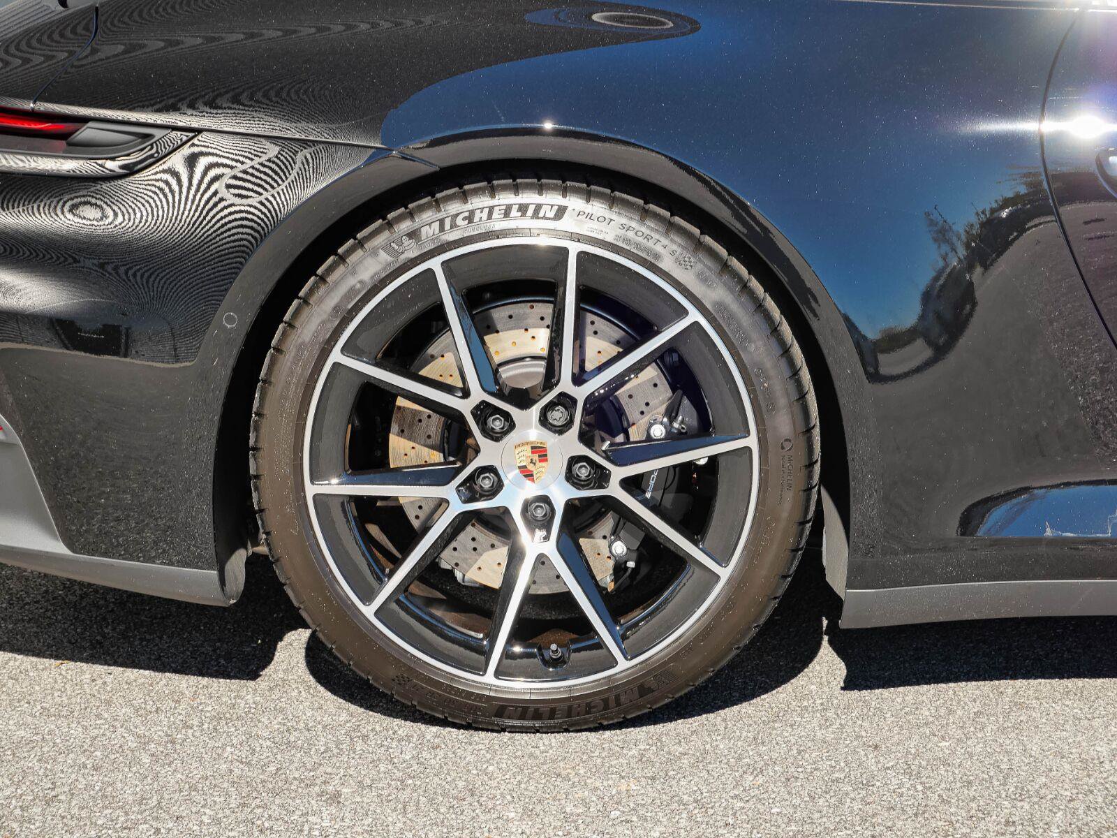 Certified 2026 Porsche 911 Carrera S RWD image 29