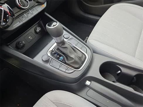 Used 2023 Hyundai Kona SEL image 32