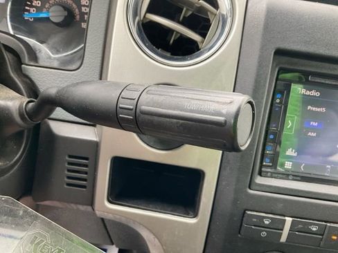 Used 2013 Ford F150 XLT image 32