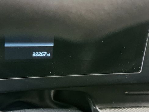 Used 2025 Kia Sportage LX FWD image 18