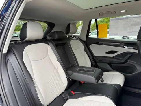 New 2026 Volkswagen Tiguan SE AWD/4WD image 21