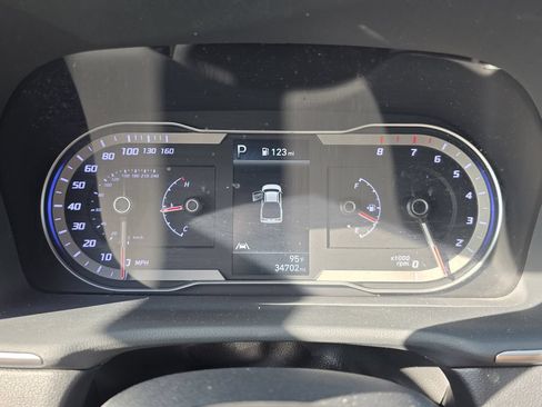 Used 2024 Hyundai Santa Cruz SE FWD image 24