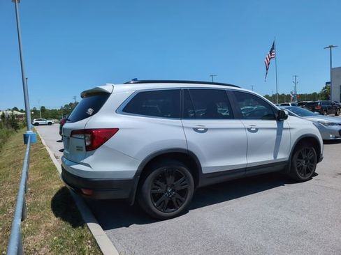 Used 2022 Honda Pilot Special Edition image 3