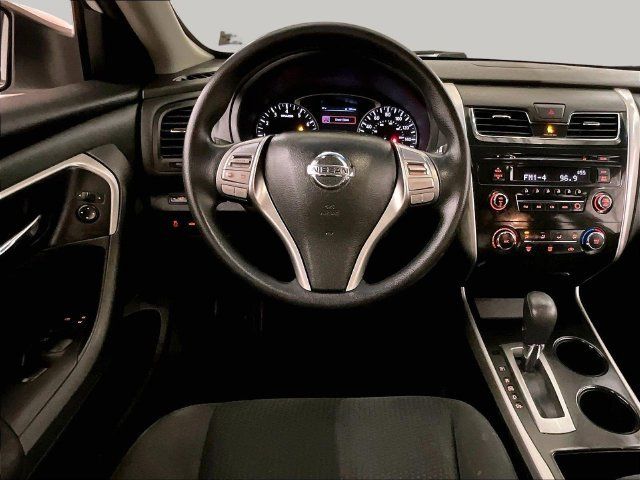 Used 2015 Nissan Altima 2.5 S w/ Power Driver Seat Package FWD image 6