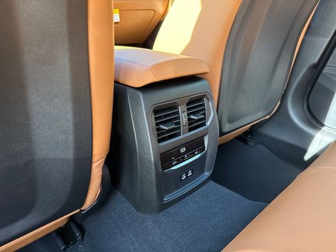 Used 2026 BMW 330i xDrive Sedan image 23