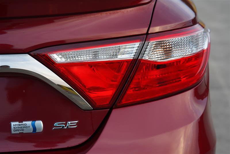 Used 2017 Toyota Camry SE w/ Moonroof Package FWD image 24