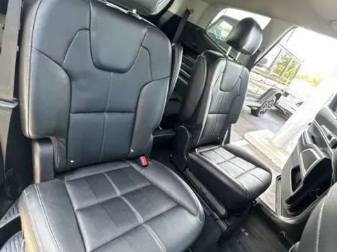 Used 2021 Kia Telluride EX w/ EX Premium Package AWD/4WD image 24