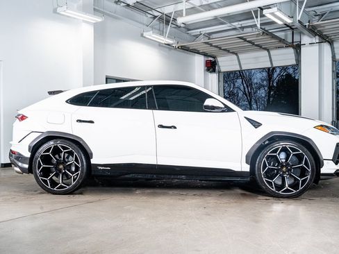 Used 2024 Lamborghini Urus Performante image 5
