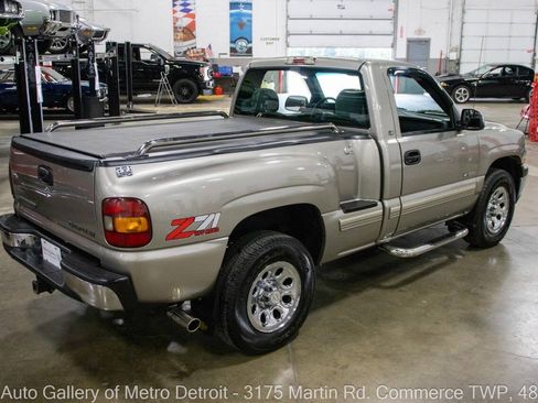 Used 2000 Chevrolet Silverado 1500 LS w/ Off-Road Chassis Pkg AWD/4WD image 7