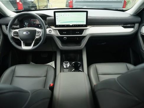 Used 2026 Ford Explorer Active RWD image 22