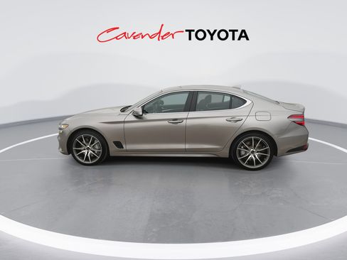 Used 2025 Genesis G70 2.5T image 5