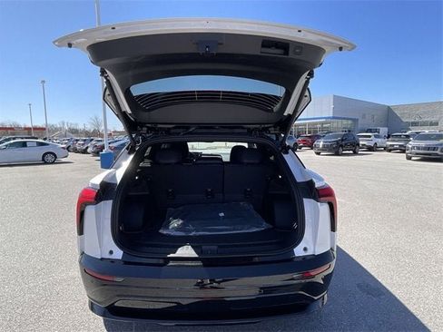 New 2025 Chevrolet Blazer EV RS image 27