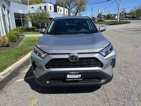 Used 2023 Toyota RAV4 LE AWD/4WD image 3