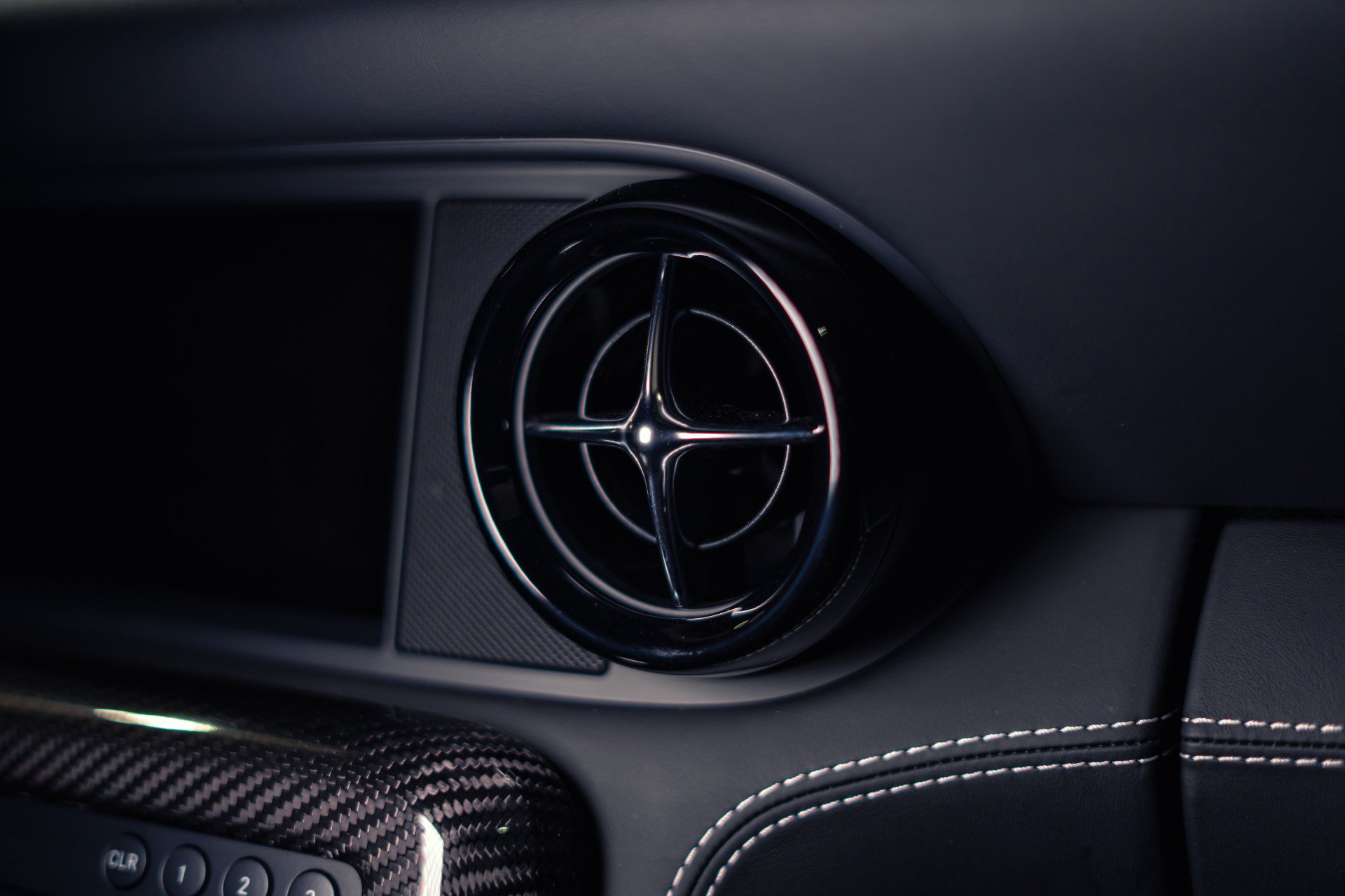 Used 2015 Mercedes-Benz SLS AMG GT Final Edition image 38
