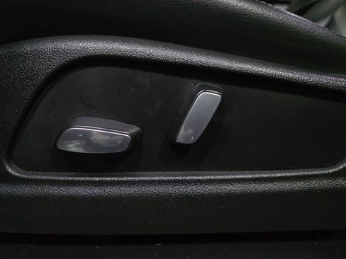 Used 2021 Cadillac XT5 Luxury image 29