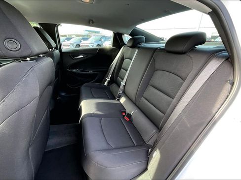 Certified 2024 Chevrolet Malibu LS image 9