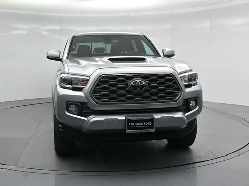 Used 2021 Toyota Tacoma TRD Sport w/ Technology Package image 52