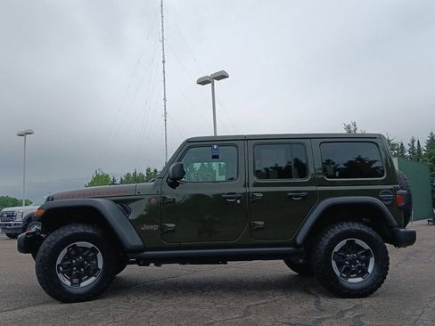 Used 2022 Jeep Wrangler Unlimited Rubicon w/ Cold Weather Group AWD/4WD image 25