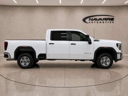 Used 2024 GMC Sierra 2500 Pro AWD/4WD image 8
