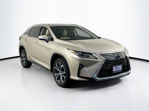 Used 2018 Lexus RX 450h AWD image 3