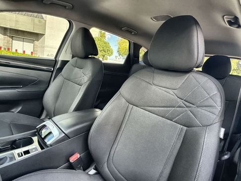 Used 2024 Hyundai Tucson SE FWD image 14
