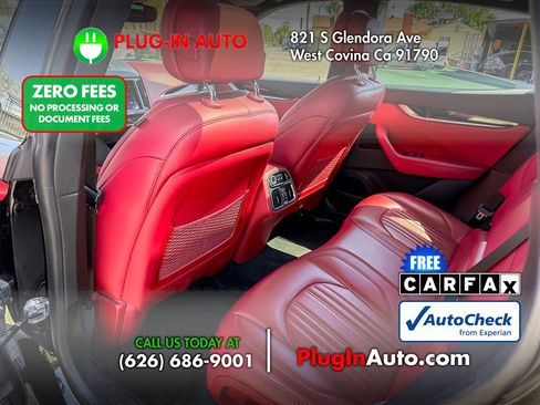 Used 2017 Maserati Levante AWD/4WD image 5