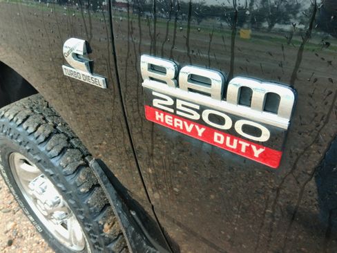 Used 2012 RAM 2500 ST w/ Chrome Appearance Group AWD/4WD image 17