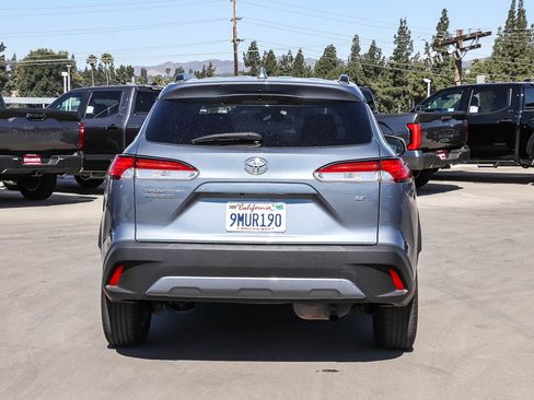 Certified 2022 Toyota Corolla Cross LE FWD image 6