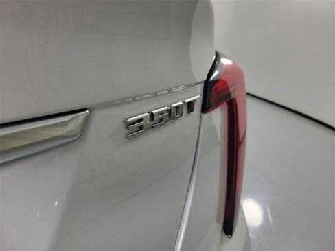 Used 2020 Cadillac CT5 Luxury w/ Cold Weather Package image 5