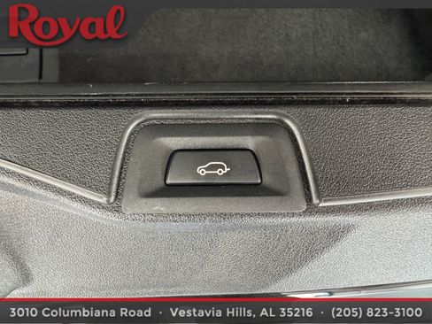 Used 2021 BMW X5 M50i image 14