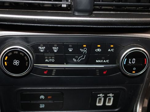 Used 2018 Ford EcoSport SE w/ SE Convenience Package FWD image 30