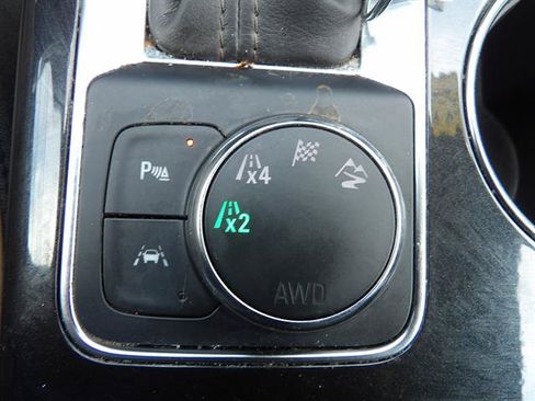 Used 2024 Chevrolet Blazer Premier w/ Enhanced Convenience Package AWD/4WD image 30