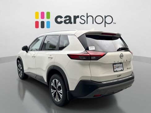 Used 2023 Nissan Rogue SV w/ SV Premium B Package AWD/4WD image 3