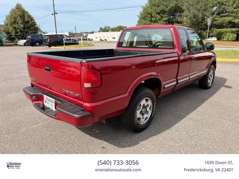 Used 2000 Chevrolet S10 Pickup LS w/ Preferred Equipment Group AWD/4WD image 6