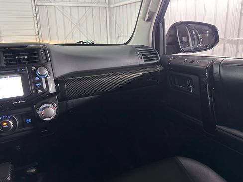 Used 2017 Toyota 4Runner TRD Off-Road Premium w/ Convenience Package AWD/4WD image 50