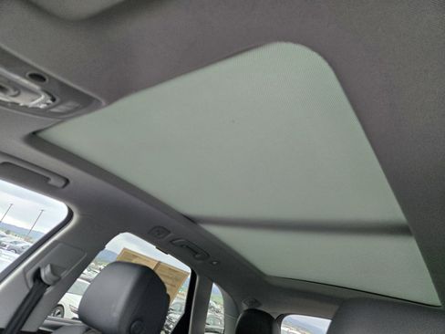 Used 2018 Audi Q5 2.0T Premium Plus w/ Premium Plus Package image 11