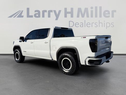 Used 2025 GMC Sierra 1500 Elevation w/ X31 Off-Road Package image 3