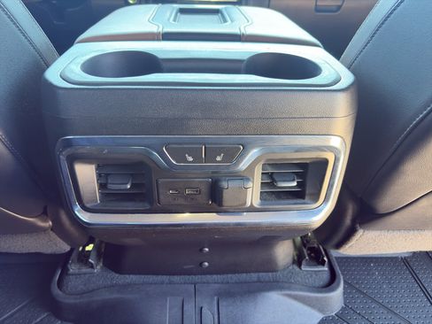 Used 2021 Chevrolet Silverado 1500 High Country w/ Technology Package AWD/4WD image 22