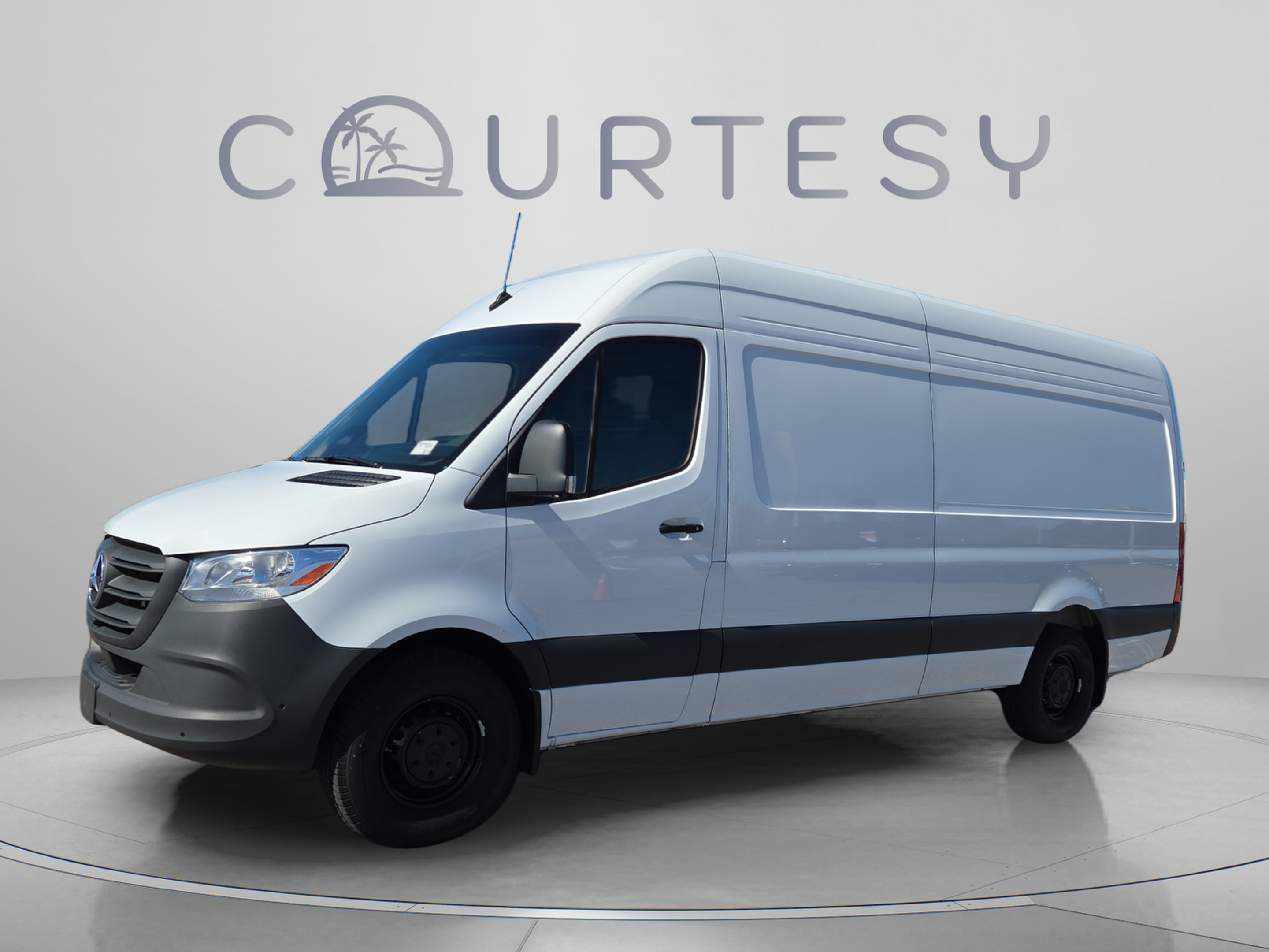 Used 2026 Mercedes-Benz Sprinter 2500 image 1
