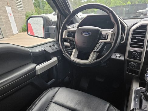 Used 2020 Ford F150 Lariat w/ Equipment Group 502A Luxury AWD/4WD image 9