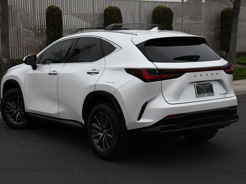 Used 2024 Lexus NX 350h AWD w/ Premium Package image 4