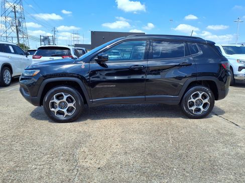 Used 2022 Jeep Compass Trailhawk w/ Trailhawk Elite Group AWD/4WD image 25