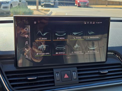 Certified 2024 Audi Q5 2.0T Premium w/ Convenience Package image 19