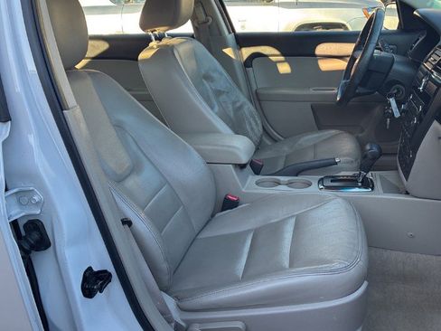 Used 2009 Ford Fusion SEL image 7
