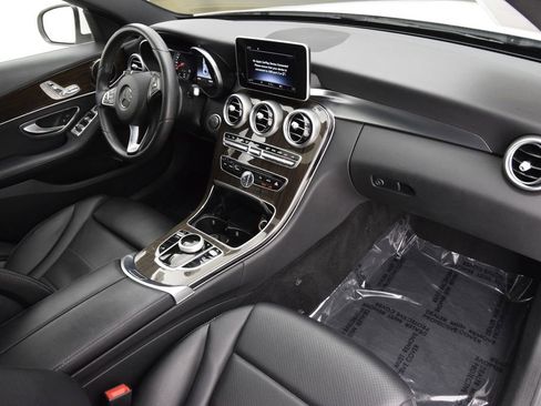 Used 2018 Mercedes-Benz C 300 Sedan image 15